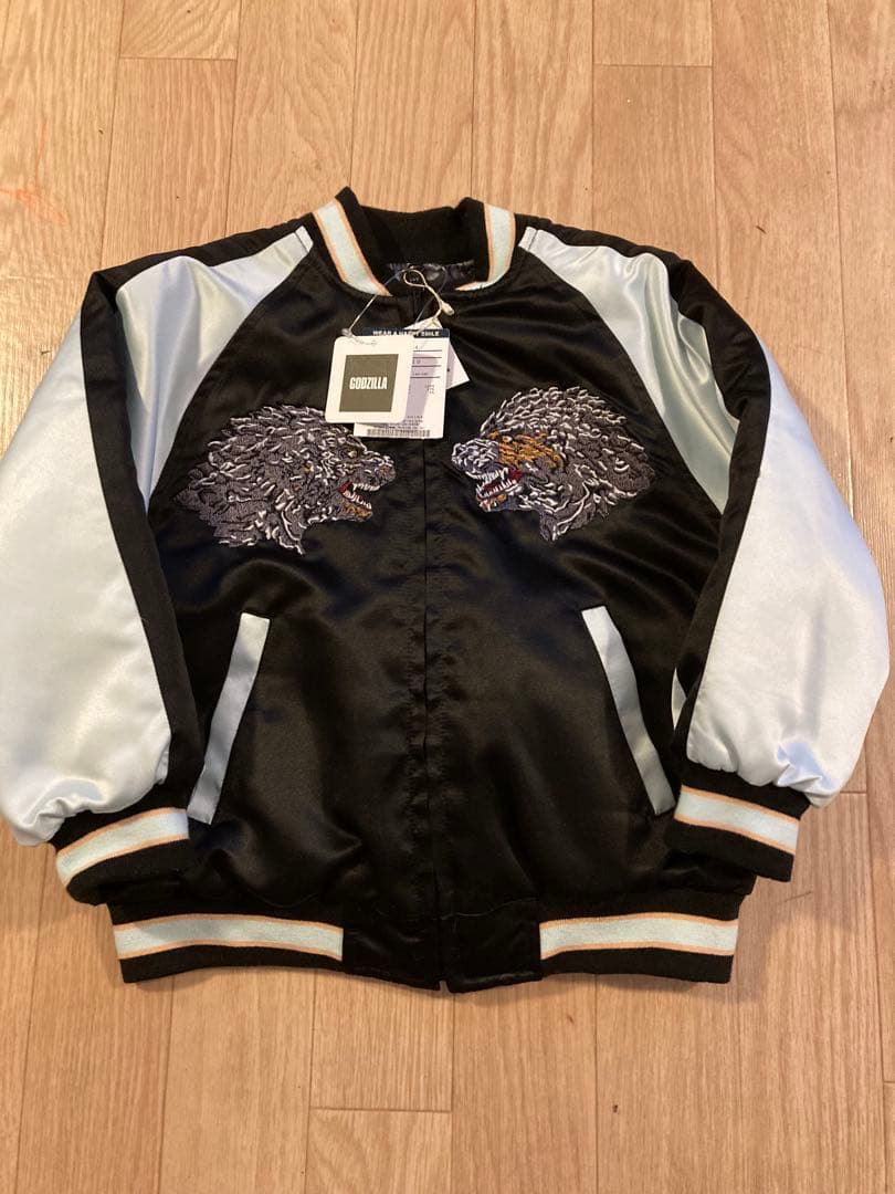 【新品タグ付き未使用】ゴジラ　スカジャン　110-120