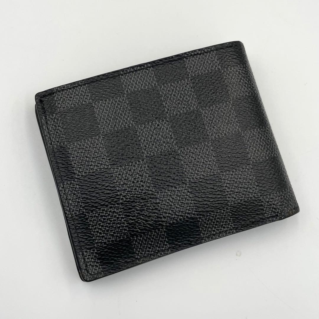 ルイヴィトン　ダミエグラフィット　ポルトフォイユ・マルコ　二つ折り財布