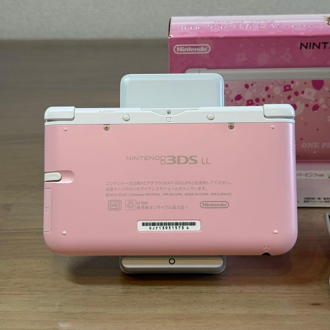 6-058 ニンテンドー3DS LL ワンピース チョッパーピンク 箱付き