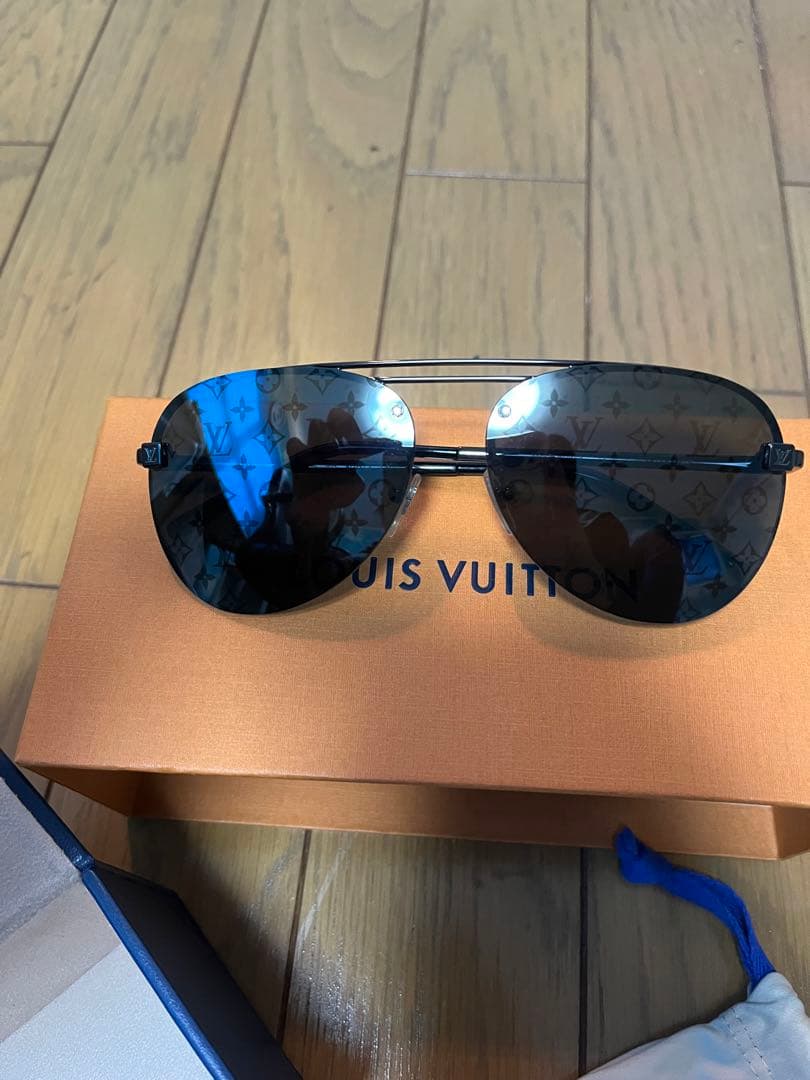 毎日値下げ　ルイヴィトン　サングラス