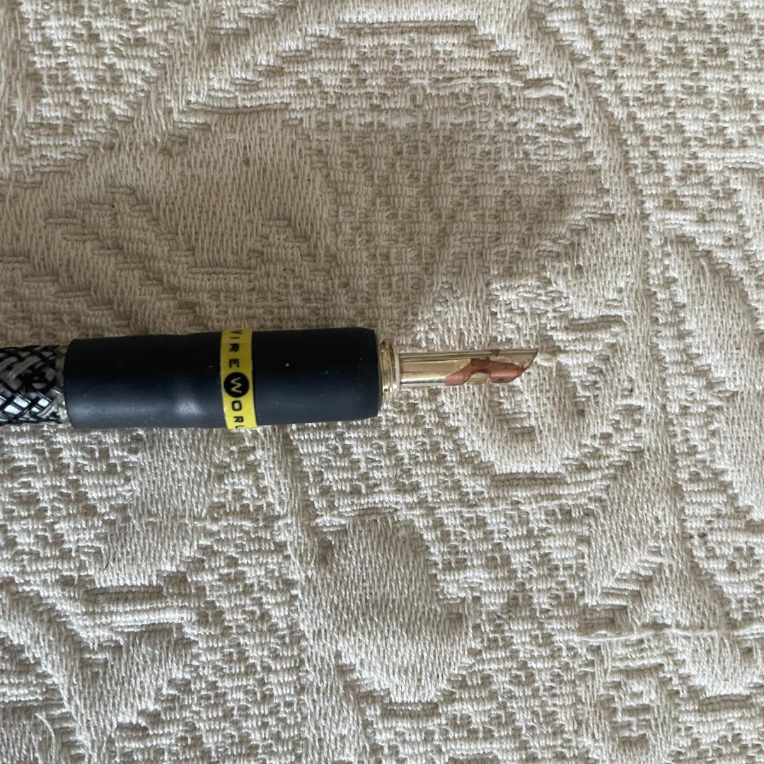 nott　WIREWORLD プラチナム•エクリプス8 ジャンパー／バナナ