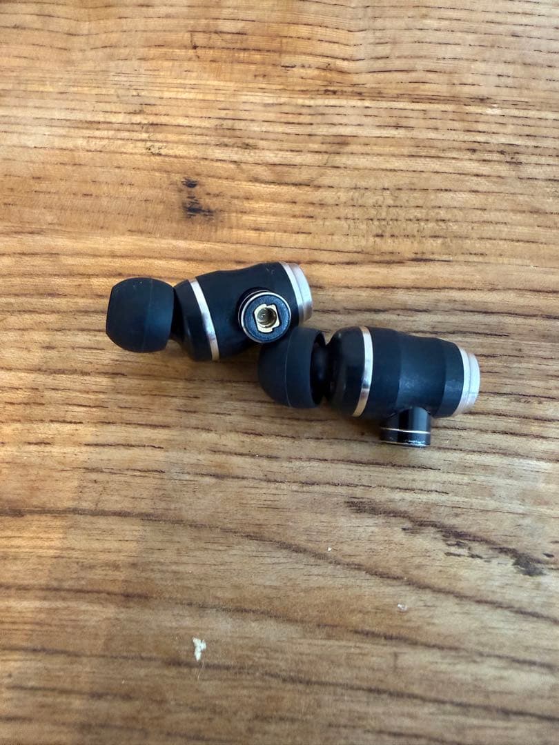 美品　JVCケンウッド HA-FX1100 カナル型　おまけ付き