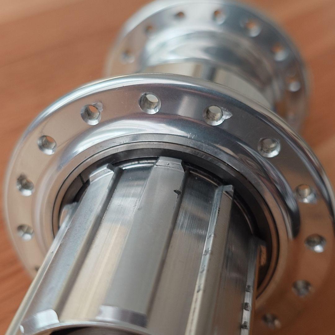 Chris King CLASSIC ROAD ハブ クリスキング