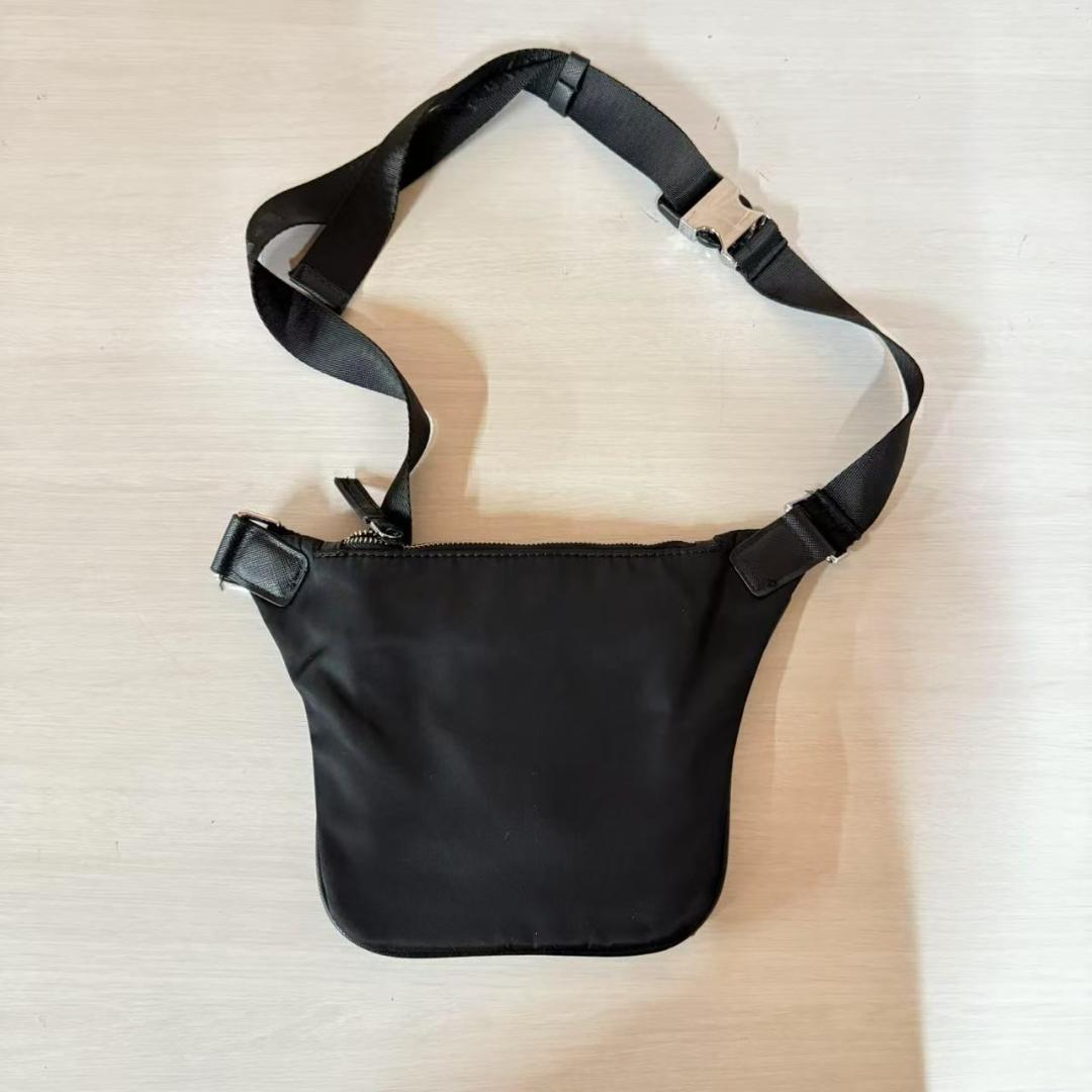 PRADA プラダ Re-Nylon サフィアーノレザー ウエストポーチ 黒