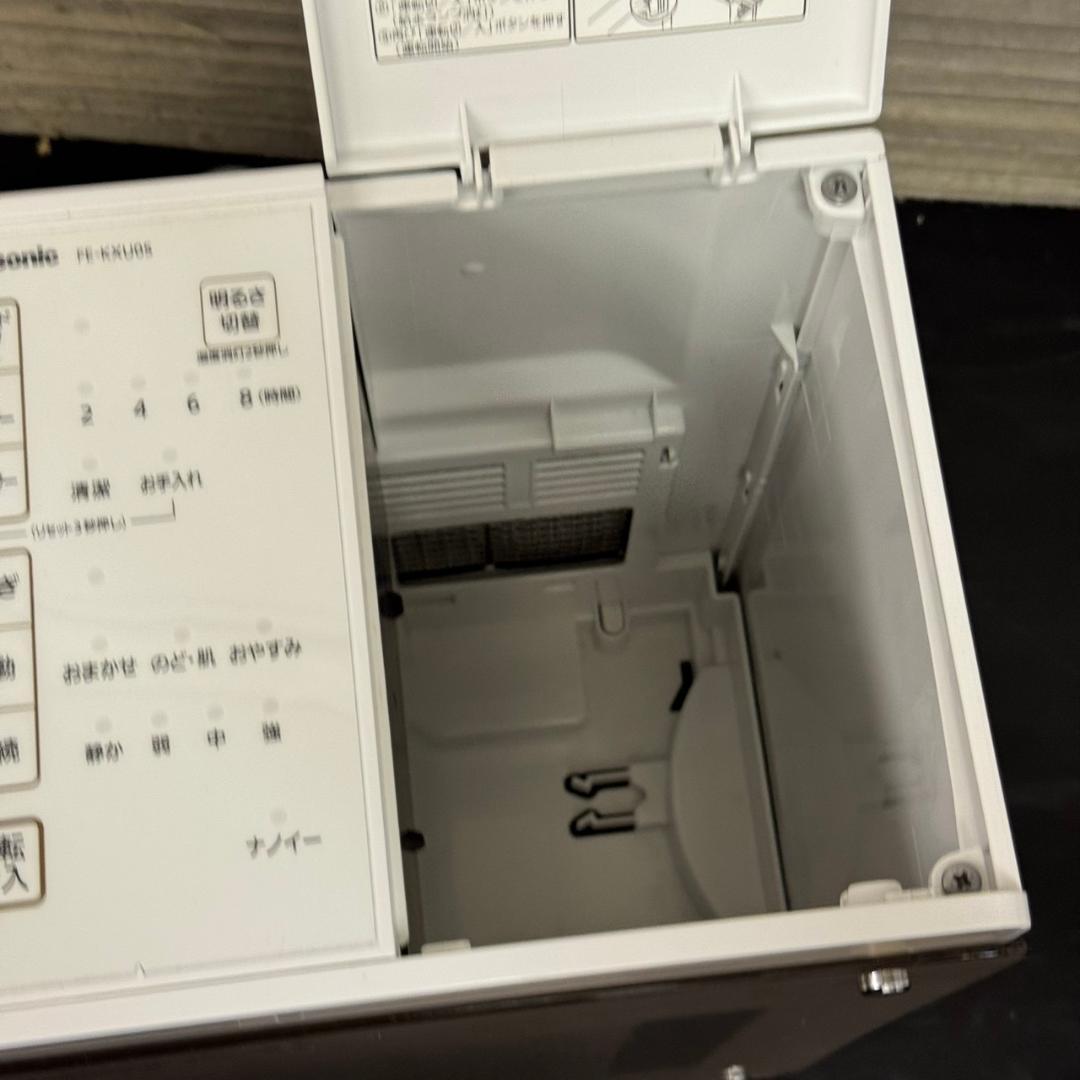 ☆パナソニック　気化式加湿器　FE-KXU05　2023年製　ナノイー　加湿器