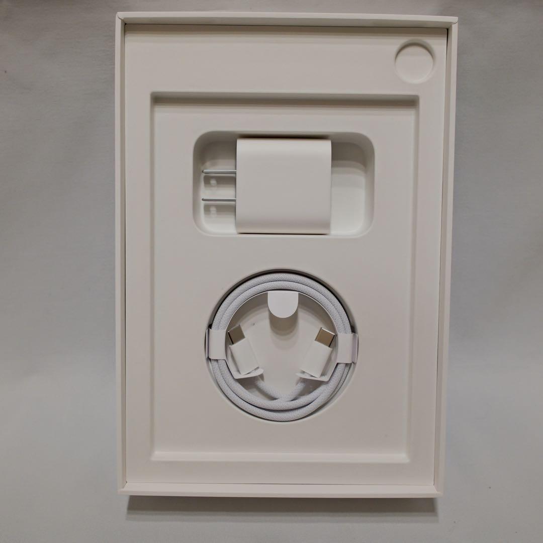 iPad mini (第7世代) 128GB スターライト + ケース