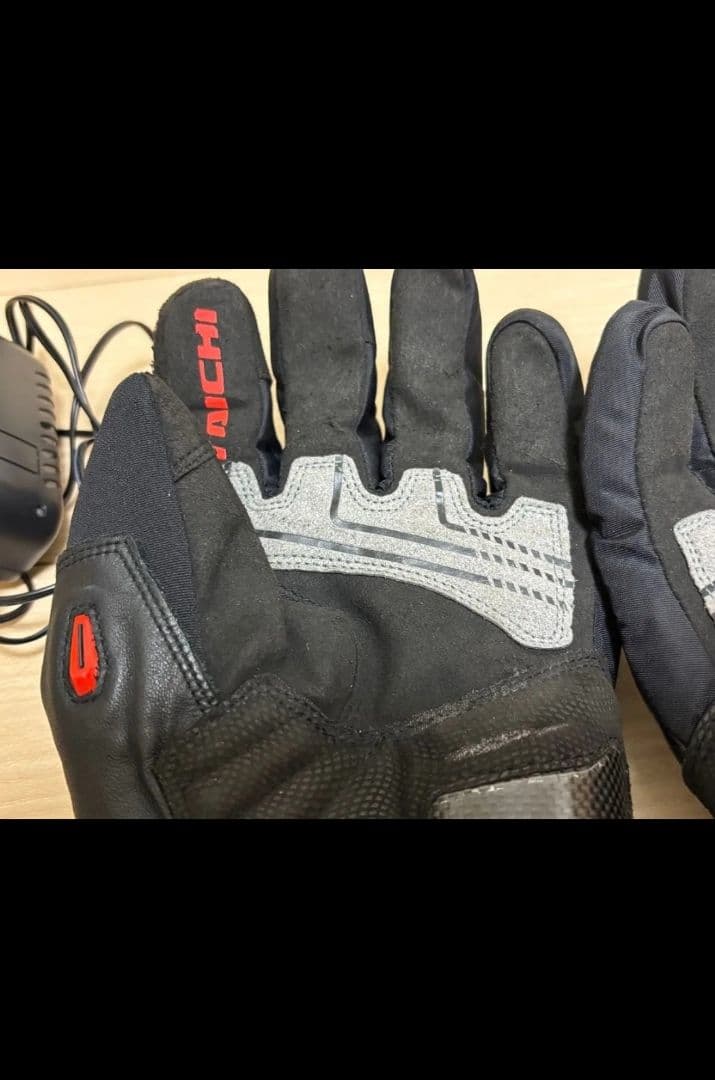 RSタイチ e-HEAT電熱グローブ バッテリー充電器付 XLサイズ