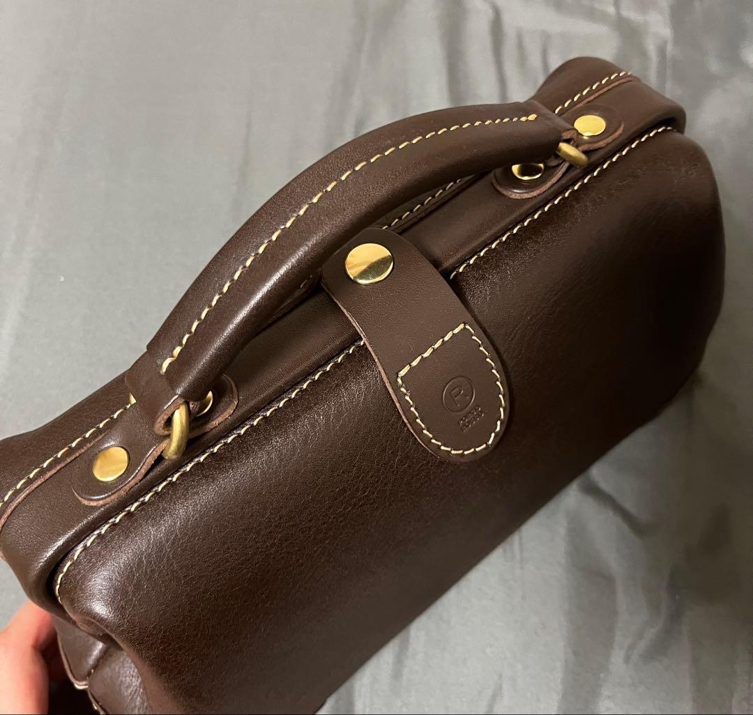 PORCO ROSSO 口枠 ショルダーバッグ ブラウン