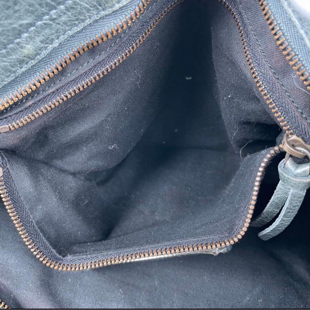 バレンシアガ　ハンド、ショルダーバッグ　2way グリーン　レザー