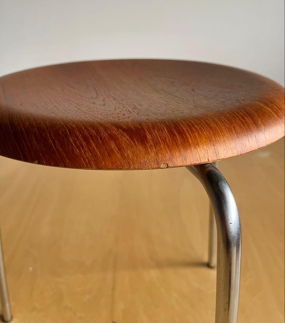 スツール Arne Jacobsen 3170 Teak FRITZ HANSEN