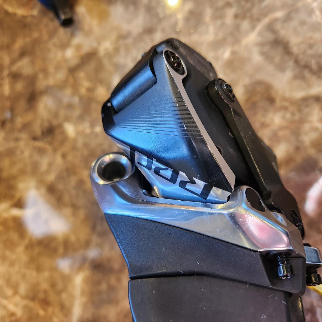 SRAM RED eTap AXS D1 12速 リアディレイラー