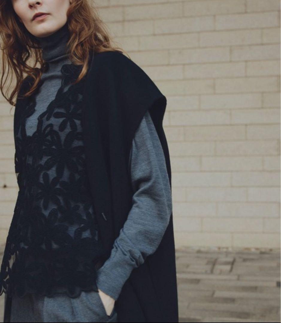 salonアダムエロペ　フラワーレースジレ　ベスト