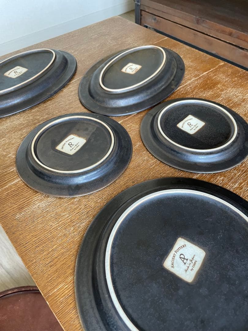 【完売商品】エイシェントポタリー プレートセット