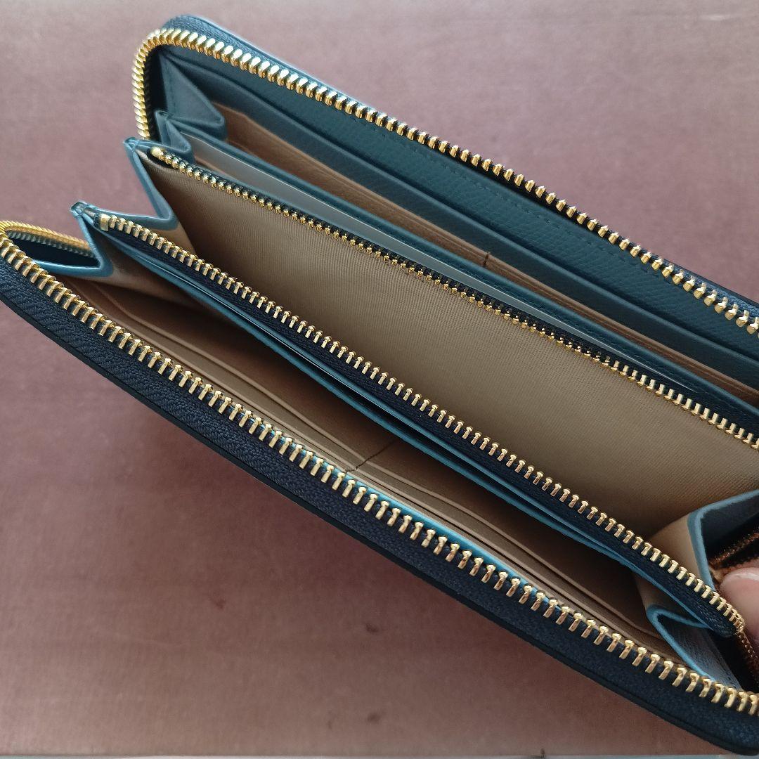 【未使用訳あり】Epoi シキ ラウンドファスナー長財布 うすはな