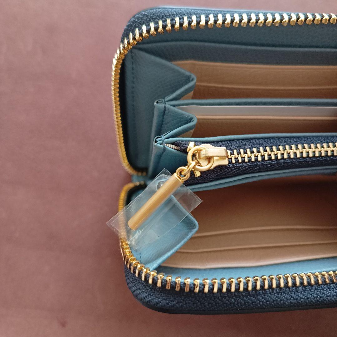 【未使用訳あり】Epoi シキ ラウンドファスナー長財布 うすはな