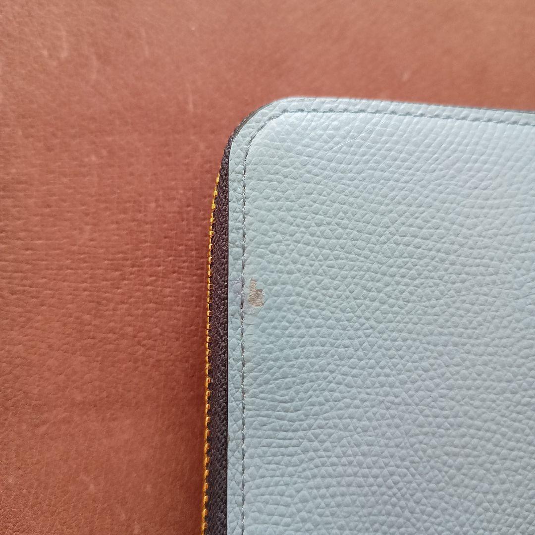 【未使用訳あり】Epoi シキ ラウンドファスナー長財布 うすはな