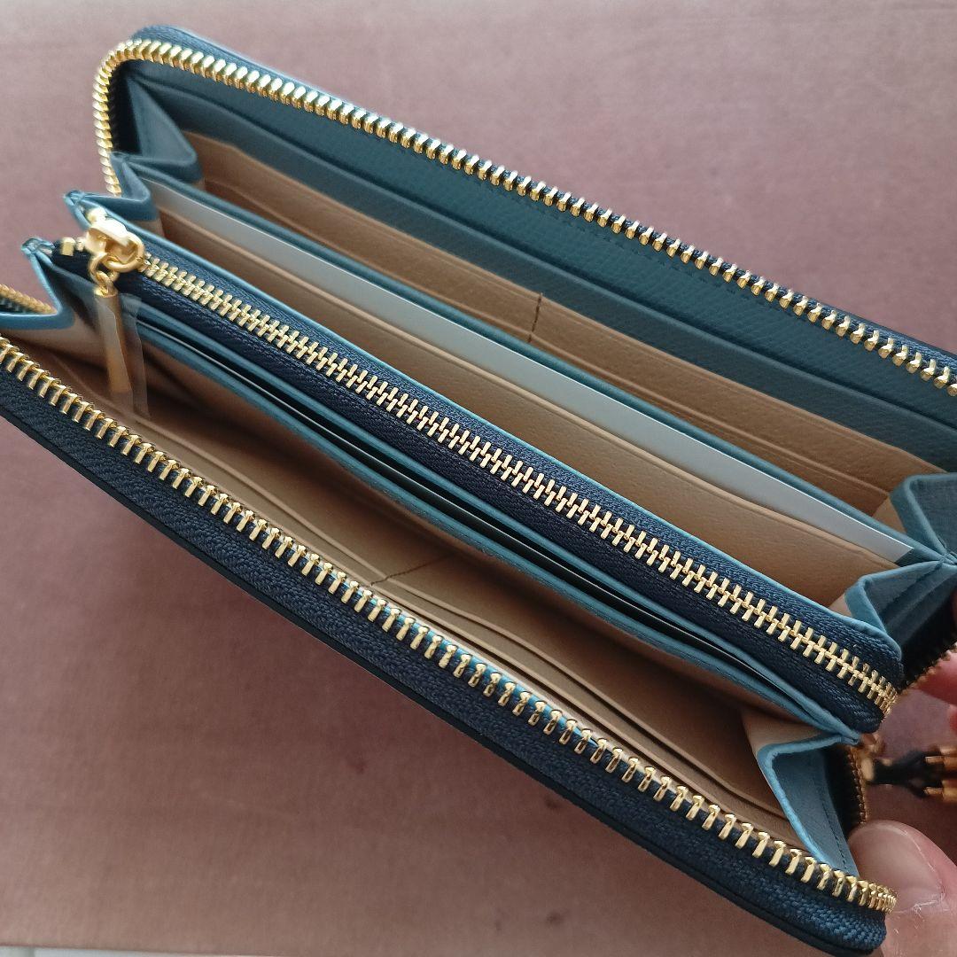 【未使用訳あり】Epoi シキ ラウンドファスナー長財布 うすはな