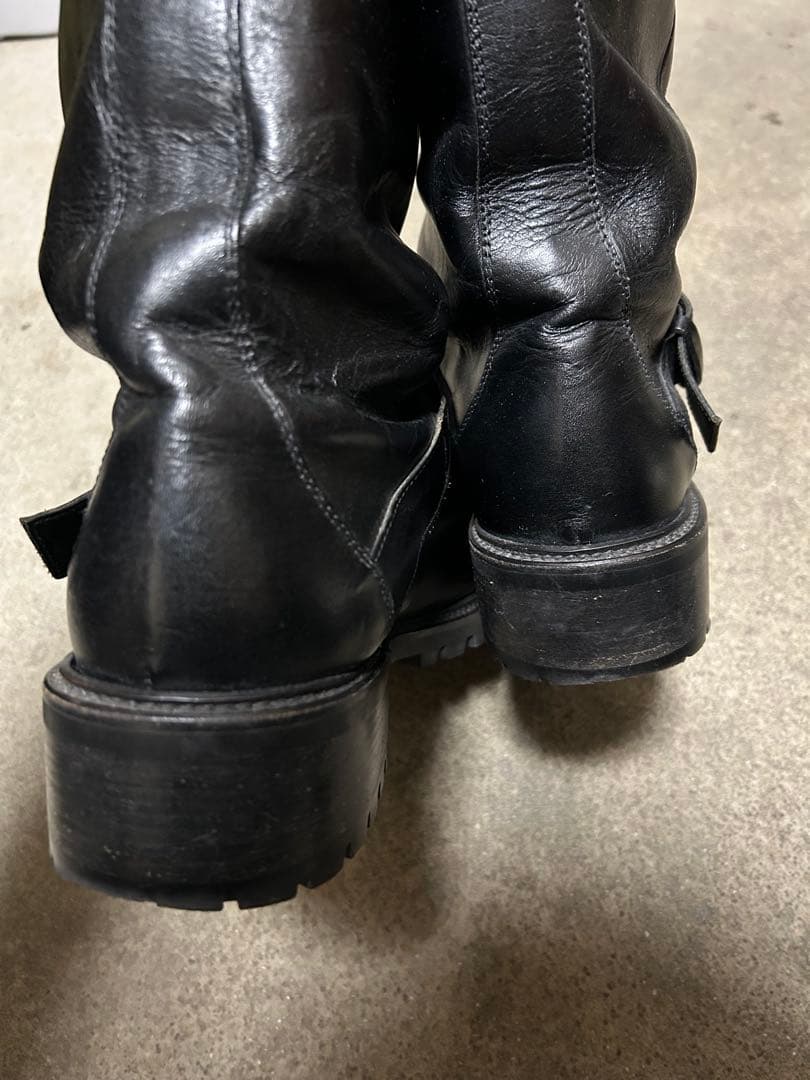 FENDI 黒 レザー エンジニアブーツ バックル付き