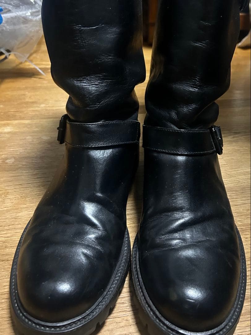 FENDI 黒 レザー エンジニアブーツ バックル付き