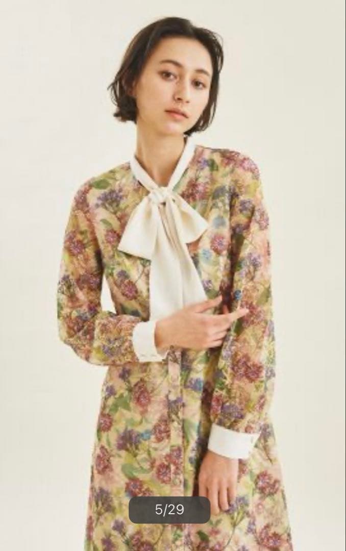 グレースコンチネンタル　ボタニカルプリント刺繍ドレス36