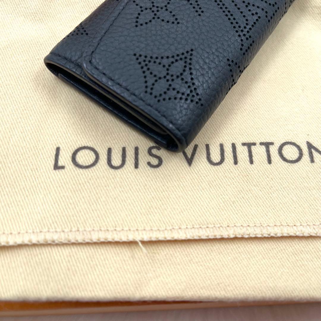 ルイヴィトン アンプラント キーケース キーホルダー 4連　568