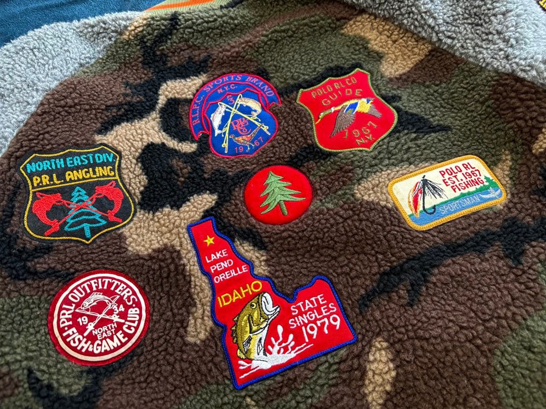 ポロラルフローレン 迷彩カモフラ柄 ワッペンカスタム シェルパフリーススタジャン