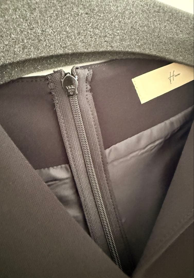 新品未使用 Heve ハートネックオールインワン 36 ブラック