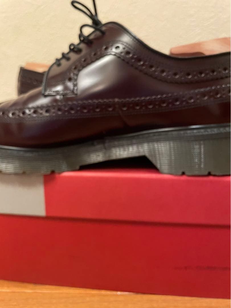 ローク Loake ガラスレザーシューズ