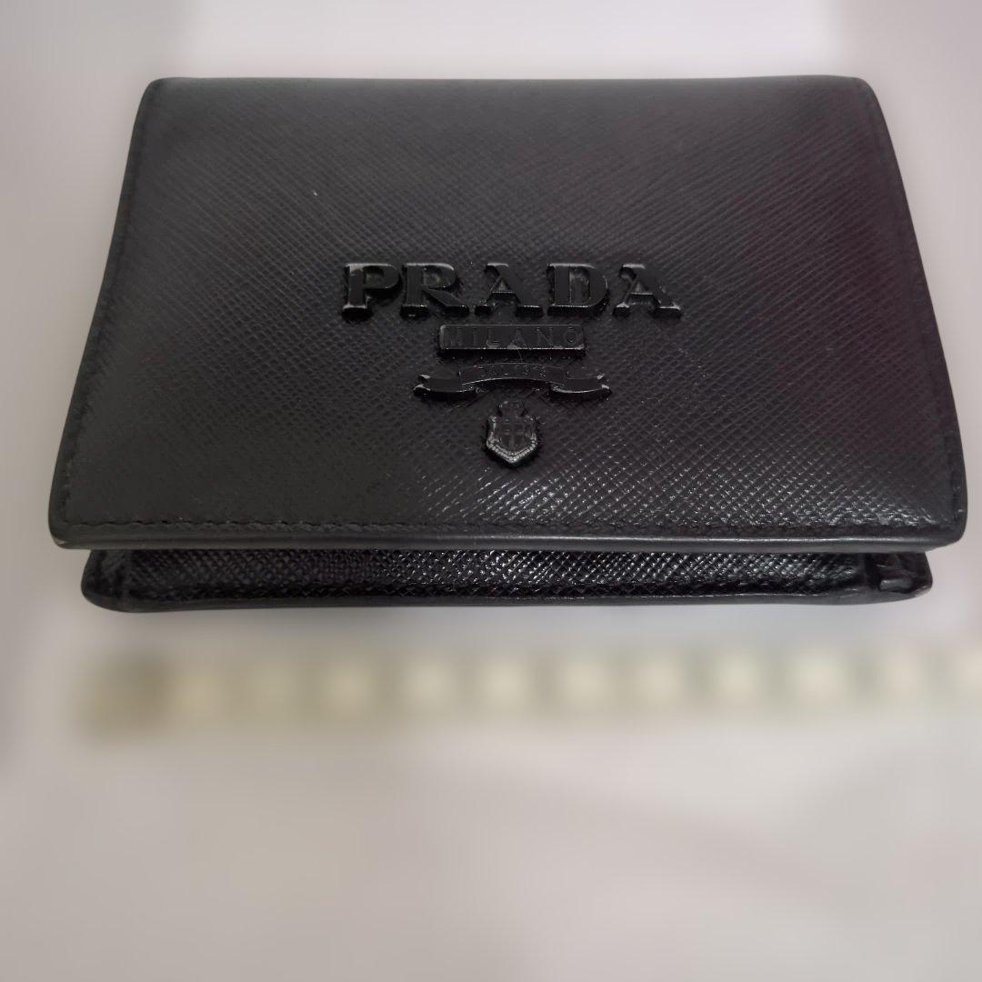 PRADA プラダ　サフィアーノ　オールブラック　二つ折り財布