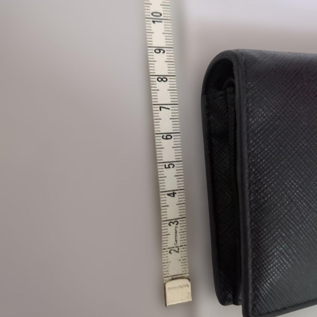 PRADA プラダ　サフィアーノ　オールブラック　二つ折り財布