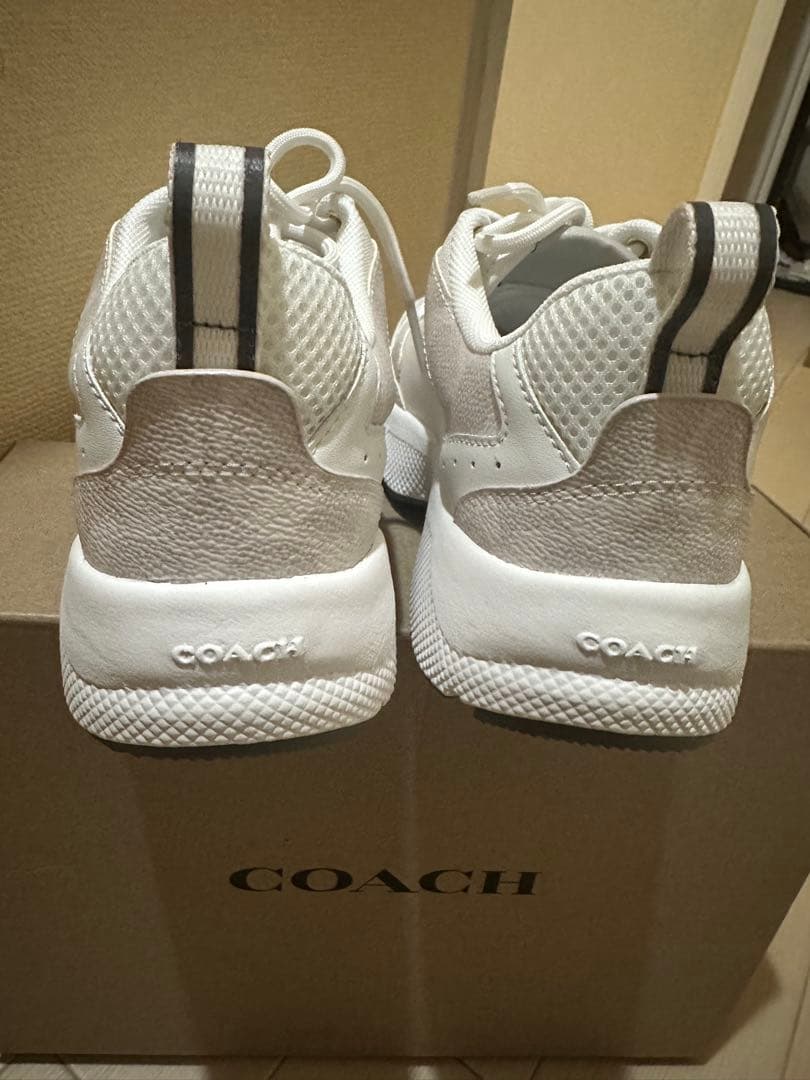 今月まで❗️新品未使用❣️COACH スニーカーベージュ系36