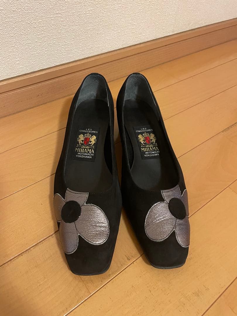 ふかわ　超美品❤️MIHAMA 花モチーフ フラットシューズ