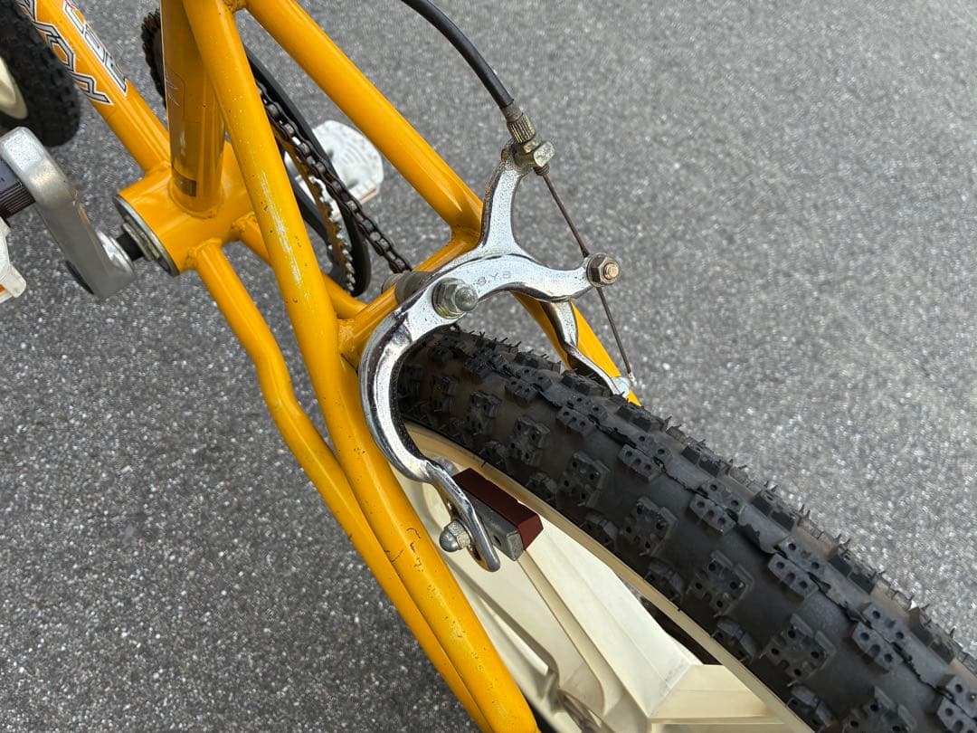 F28 中古/希少BMX OLD SCHOOL BMX RED SCORPION