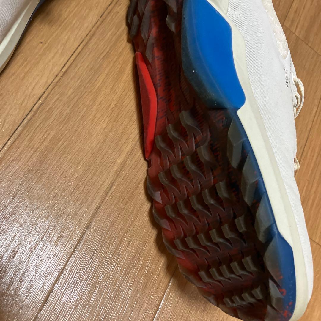 biom ホワイトレザーゴルフシューズ