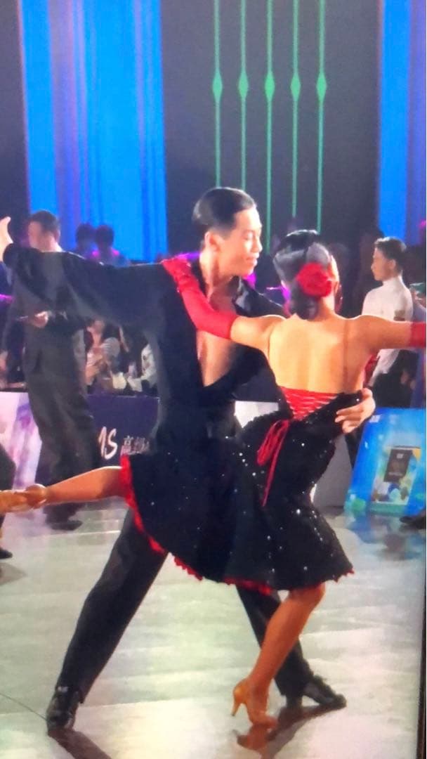 社交ダンスドレス　ラテンドレス　競技ダンスドレス