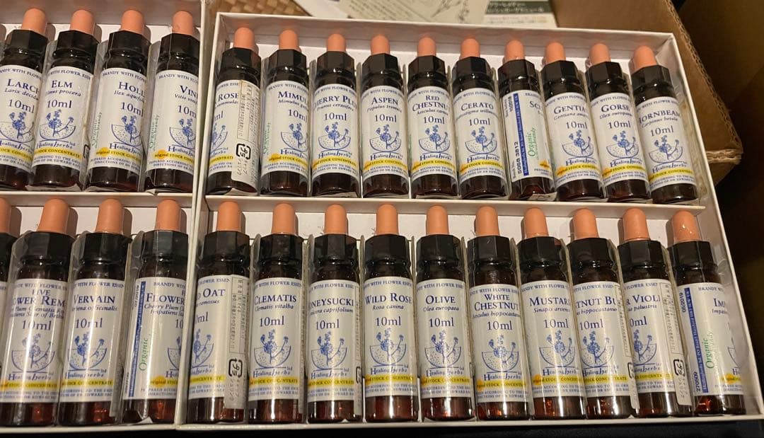 きらりさん専用【新品】ヒーリングハーブ社フラワーエッセンス40本✳︎未開封✳︎訳あり