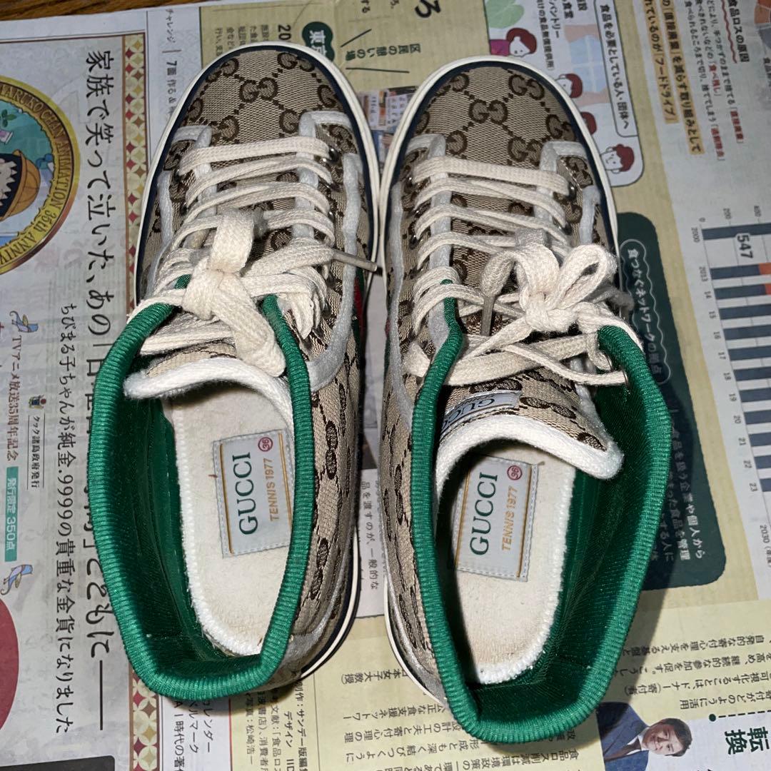 2/4まで！GUCCI レディーススニーカー　23㎝