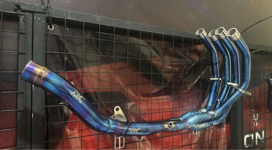 ZX25R/ZX25RR/ZX4RRマフラー　エキパイのみ