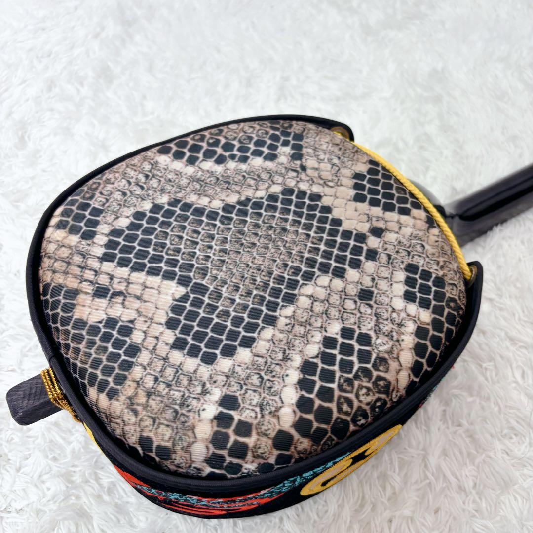 未使用級　沖縄三線　合皮　動作確認済み　希少柄　龍　ケース付き