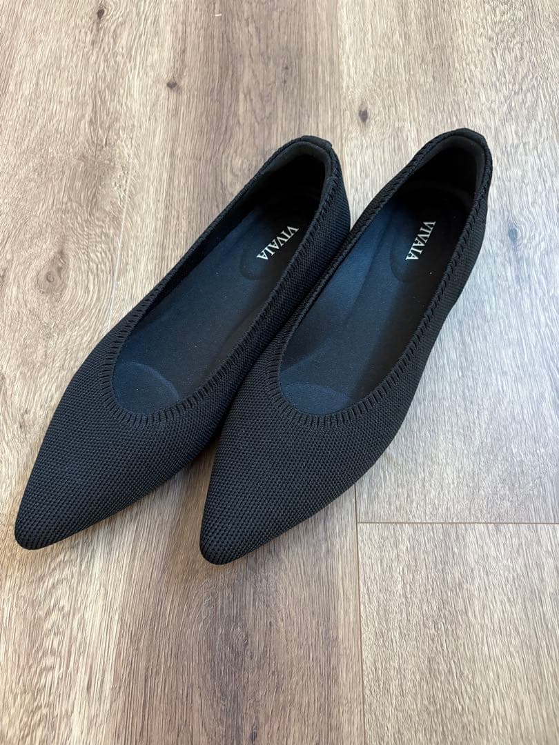 VIVAIA フラットシューズ　未使用　24.5cm
