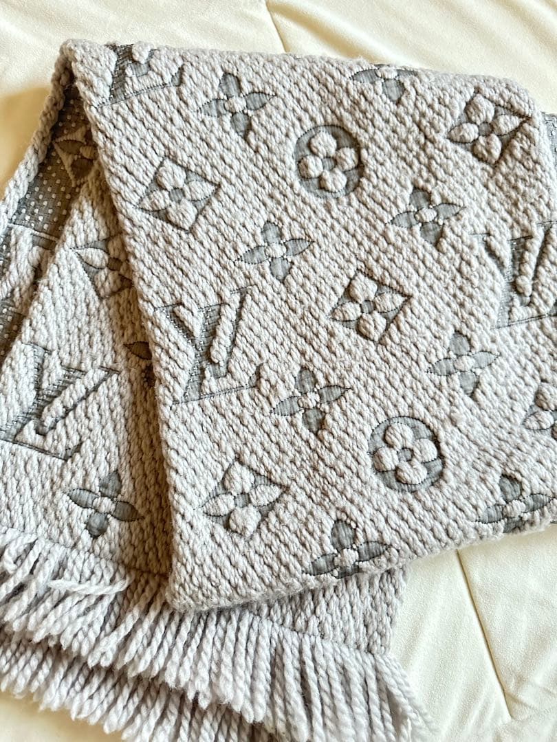 ルイ・ヴィトン グレー ニットマフラー