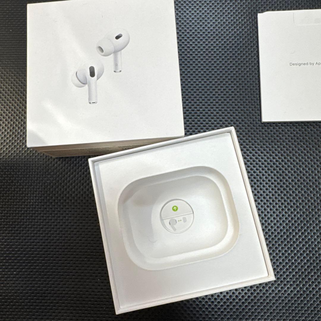 AirPods本体 ホワイト 充電ケース付きMTJV3J/A