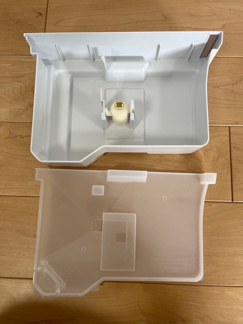 2022年製 パナソニック 衣類乾燥除湿機 ハイブリッド方式　F-YHVX90