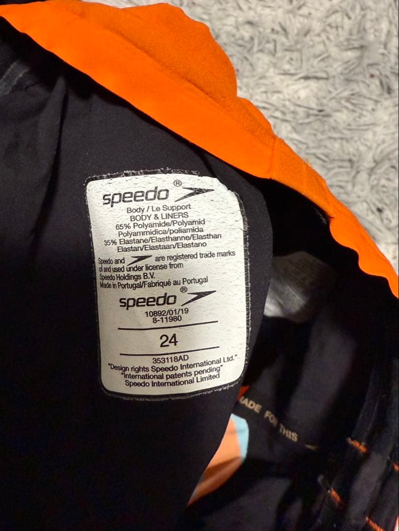 スピードLZR Pure Valorオレンジ　海外モデル