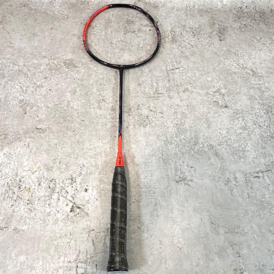 【未使用品】ヨネックス YONEX ASTROX77PRO バドミントン 4U5