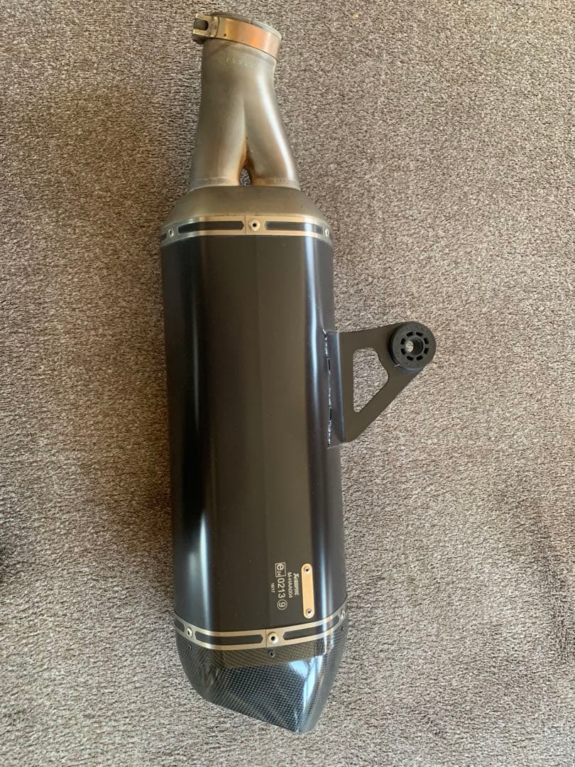 モ*ツ様 R1250GS/R1200GS　Akrapovicスリップオンマフラー