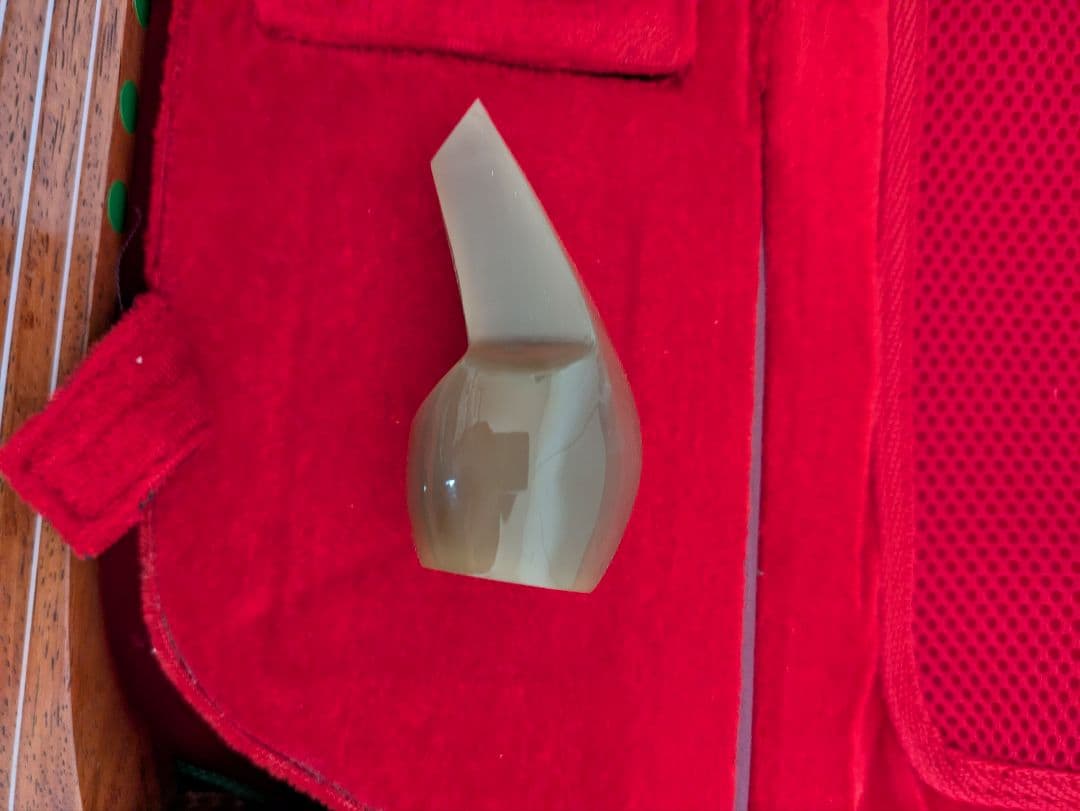 美品沖縄 三味線 本体ソフトケース付き 初心者向き 水牛爪