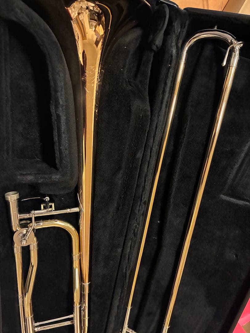 【値下げ中】C.G.CONN 88H オープンラップテナーバストロンボーン 本体