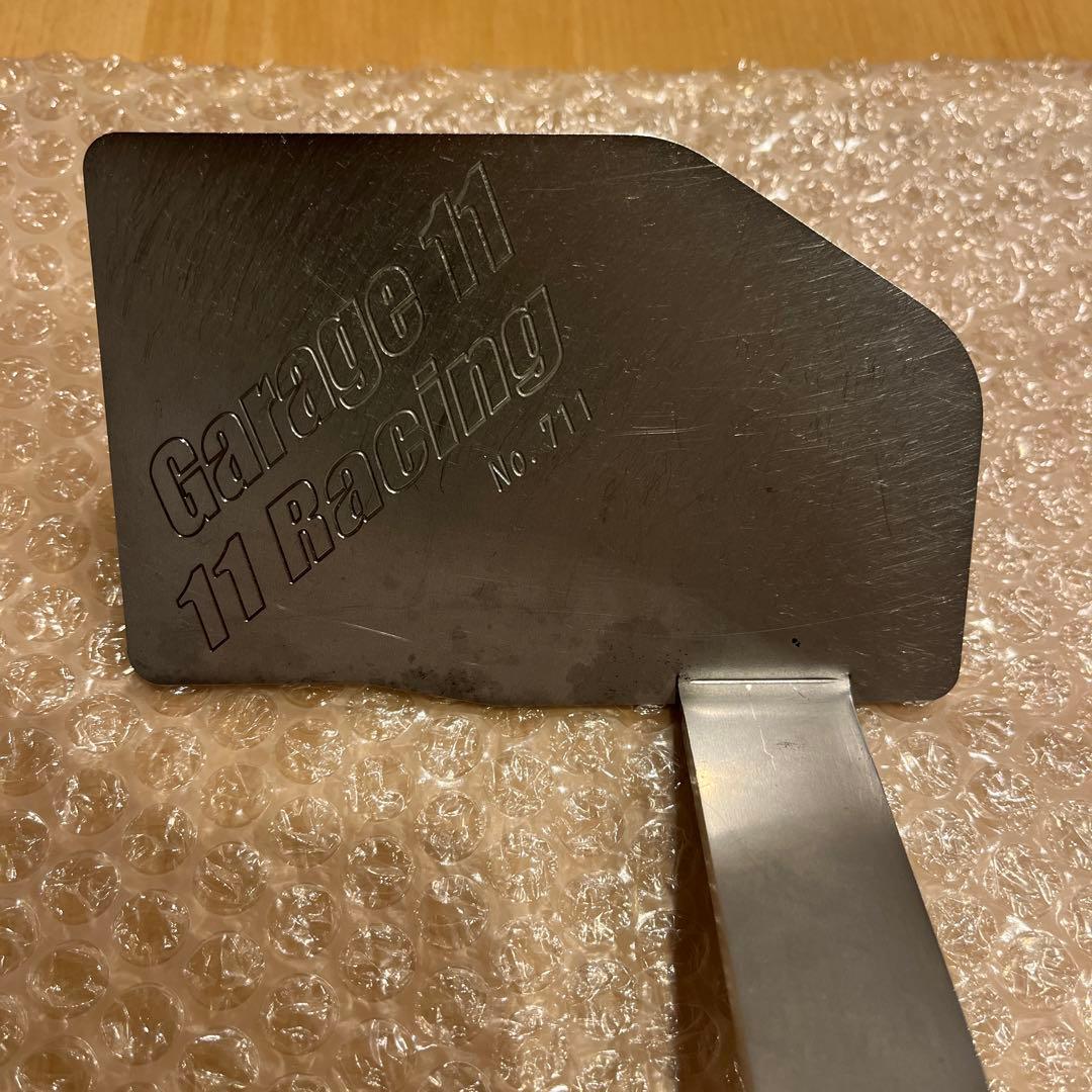 Garage11 フットレスト　運転席　足置きハイエース