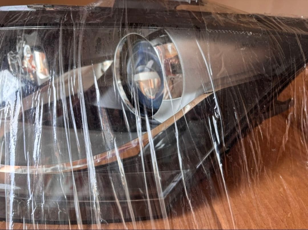 ⭐️新品⭐️Audi TT 8J 純正 ヘッドライト 左　AFS有　後期